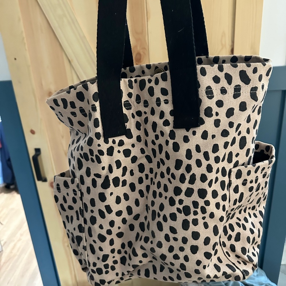 Universal thread, leopard print canvas tote